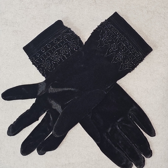 VTG April Cornell Beaded Velvet Black Womens Gloves SZ OS - Picture 3 of 7